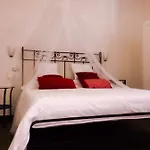 Bed & Breakfast Station